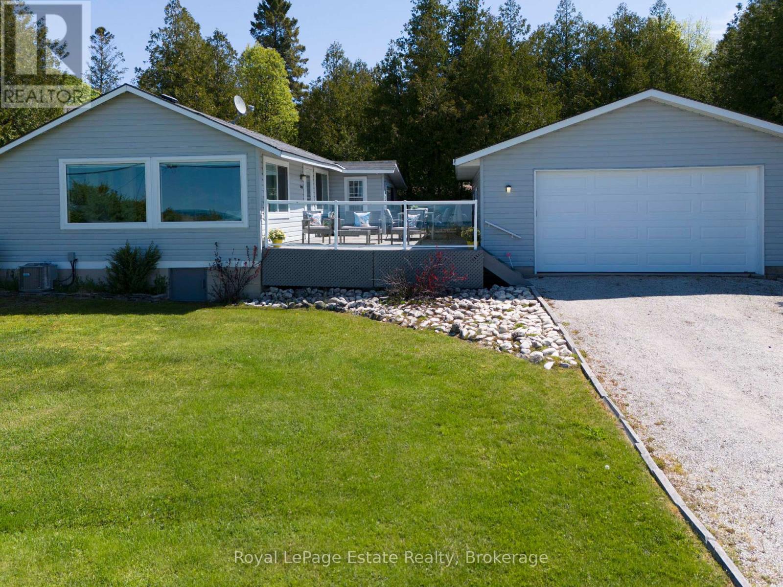 1021 Lakeshore Boulevard N, South Bruce Peninsula, Ontario  N0H 2G0 - Photo 8 - X13211524