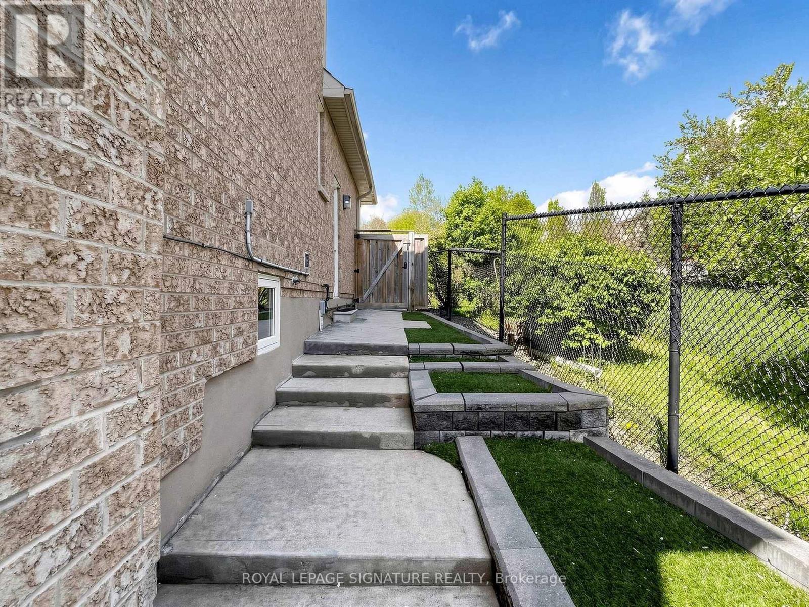 15 Evans Ridge, Caledon, Ontario  L7E 2Z2 - Photo 47 - W13211162