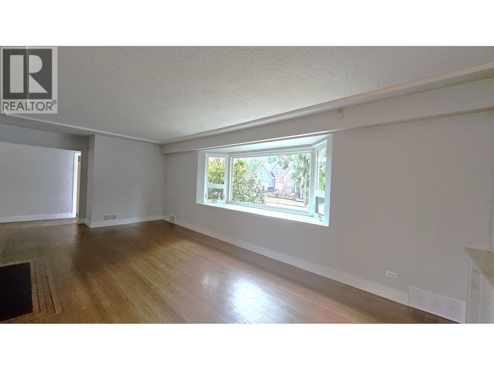 845 Smith Avenue, Coquitlam, British Columbia  V3J 2X4 - Photo 12 - R3129483