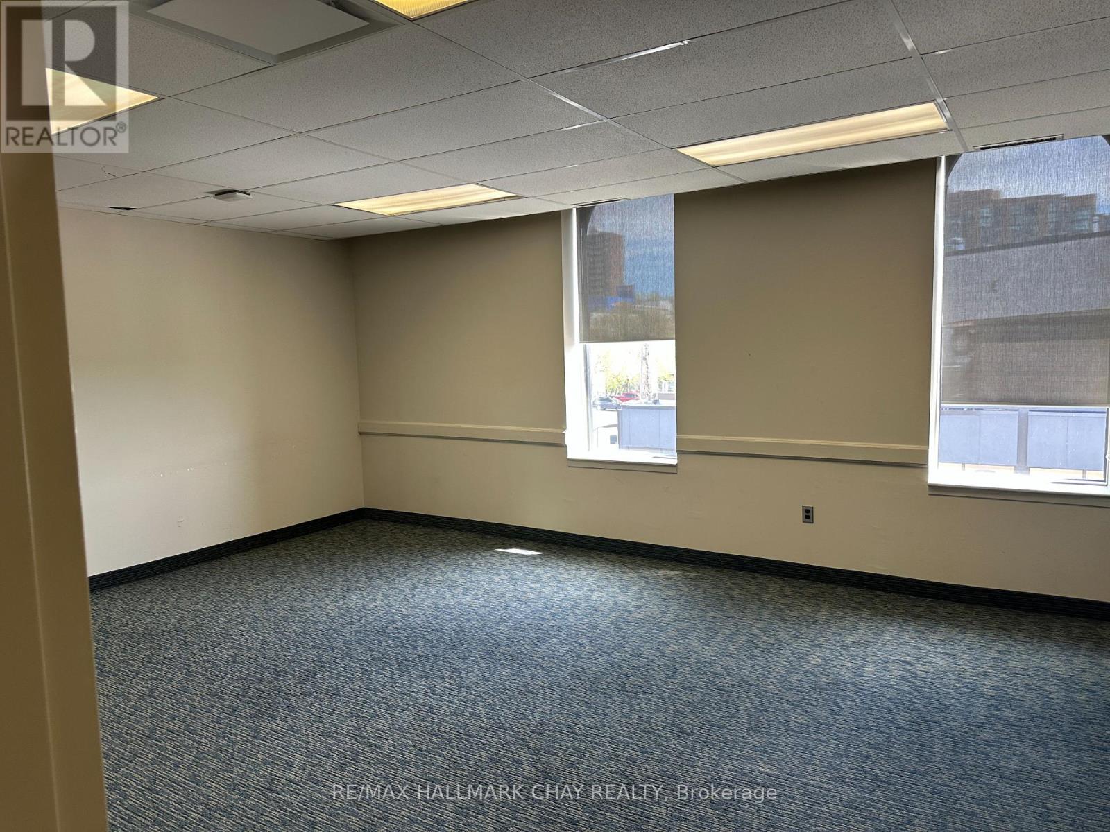 64 Dunlop Street E, Barrie, Ontario  L4M 1A3 - Photo 13 - S12796670