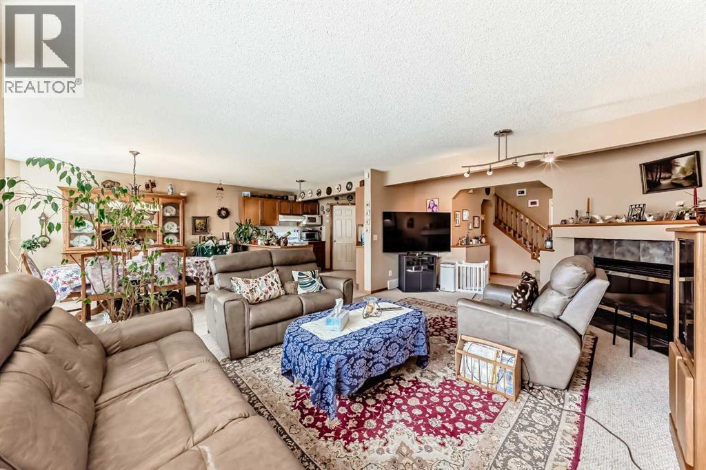 203 West Lakeview Circle, Chestermere, Alberta  T1X 1M5 - Photo 15 - A2310713