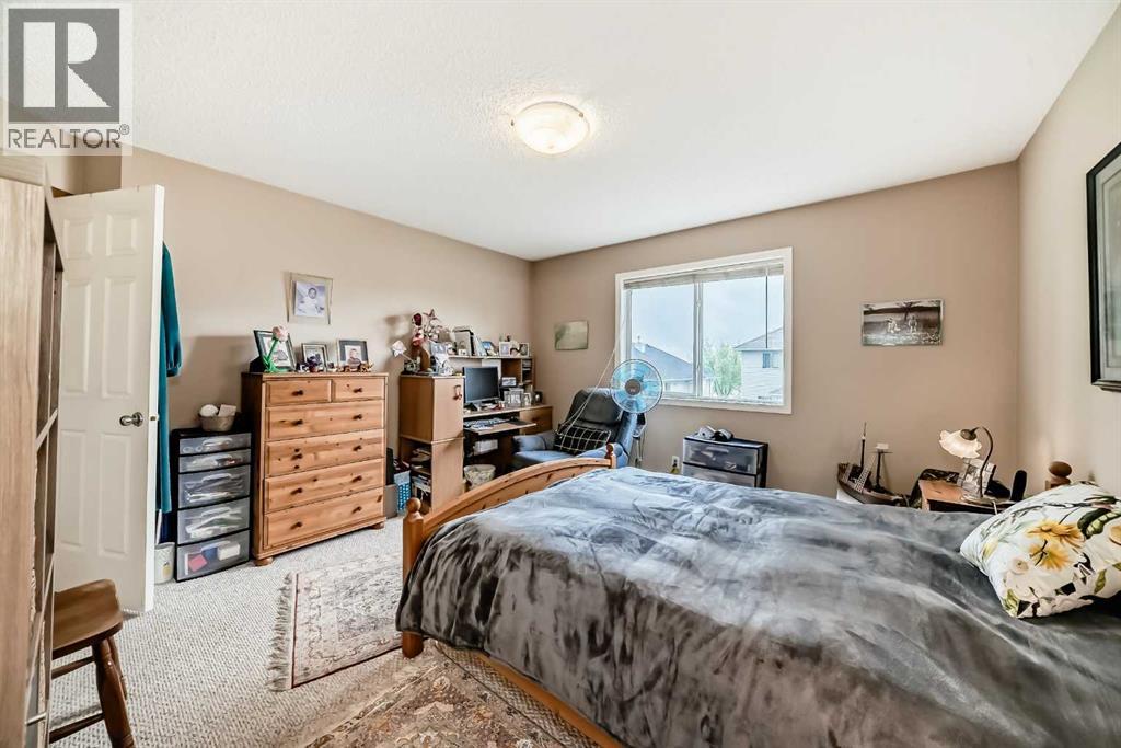 203 West Lakeview Circle, Chestermere, Alberta  T1X 1M5 - Photo 23 - A2310713