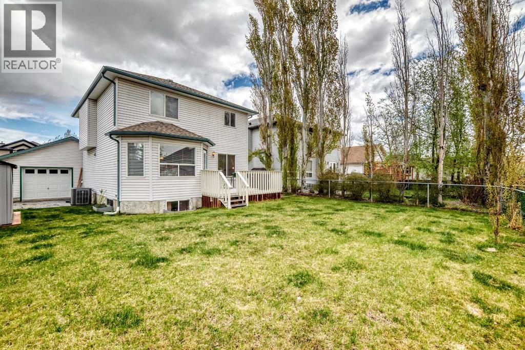 203 West Lakeview Circle, Chestermere, Alberta  T1X 1M5 - Photo 44 - A2310713
