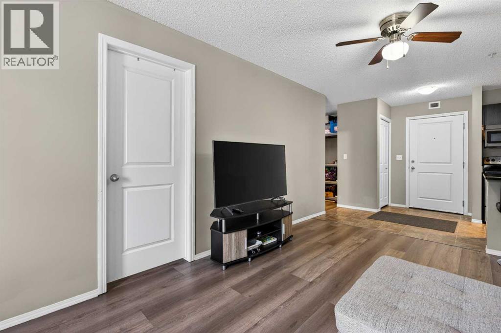 9103, 403 Mackenzie Way Sw, Airdrie, Alberta  T4B 3V7 - Photo 11 - A2313436