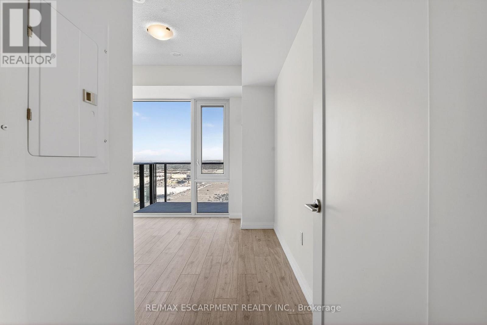 2408 - 27 Korda Gate, Vaughan, Ontario  L4K 0P6 - Photo 21 - N13211482