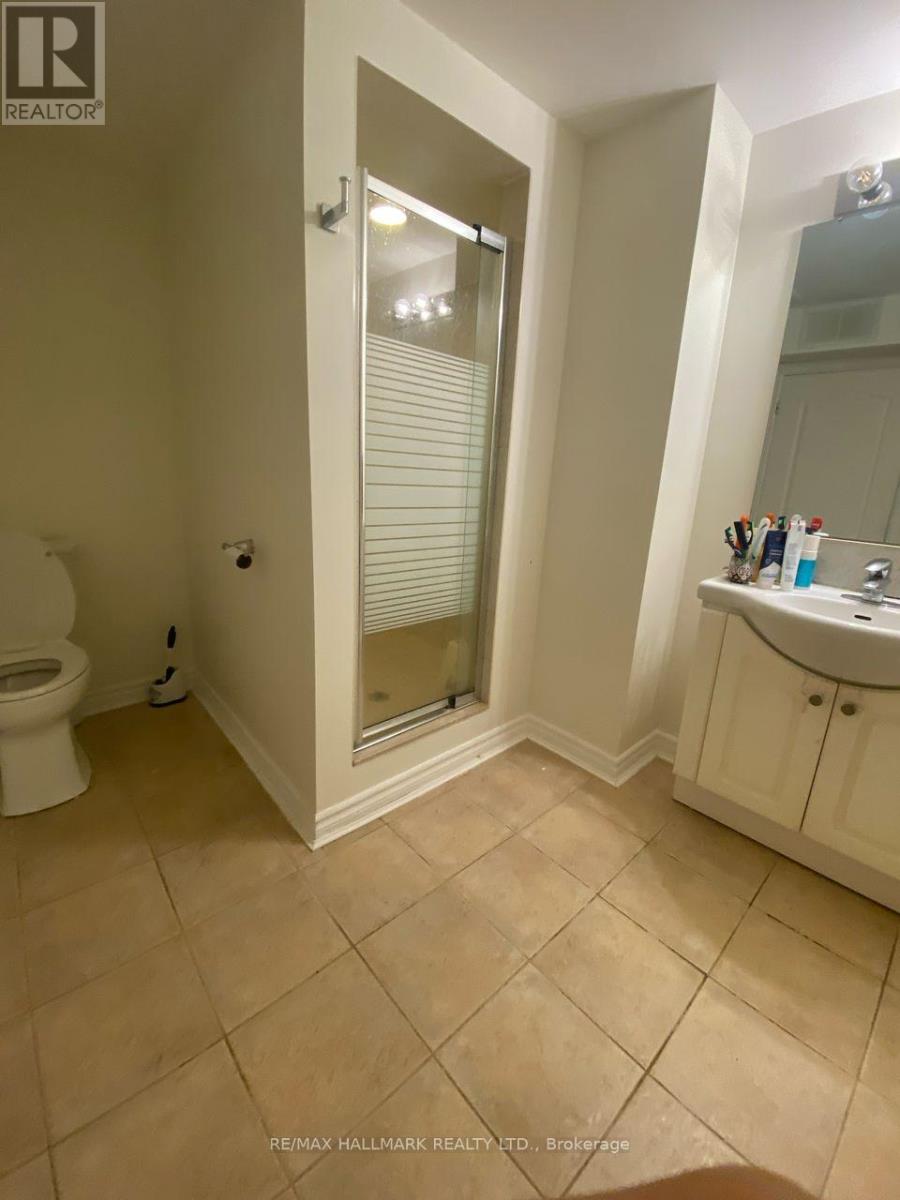 15 Bingham Street, Richmond Hill (North Richvale), Ontario  L4C 8Y6 - Photo 6 - N13211510