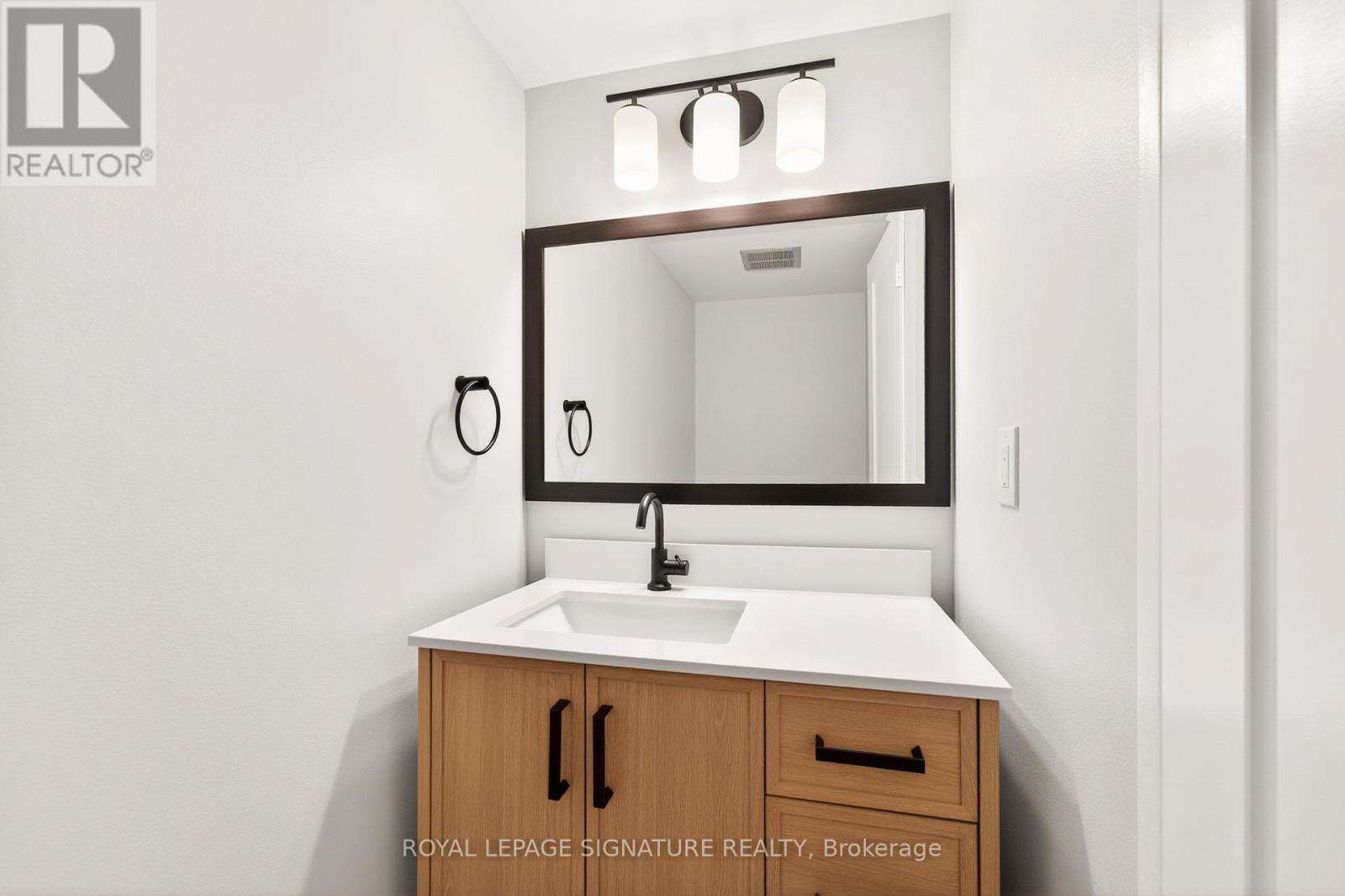 309 - 60 Inverlochy Boulevard, Markham (Royal Orchard), Ontario  L3T 4T7 - Photo 16 - N13211538