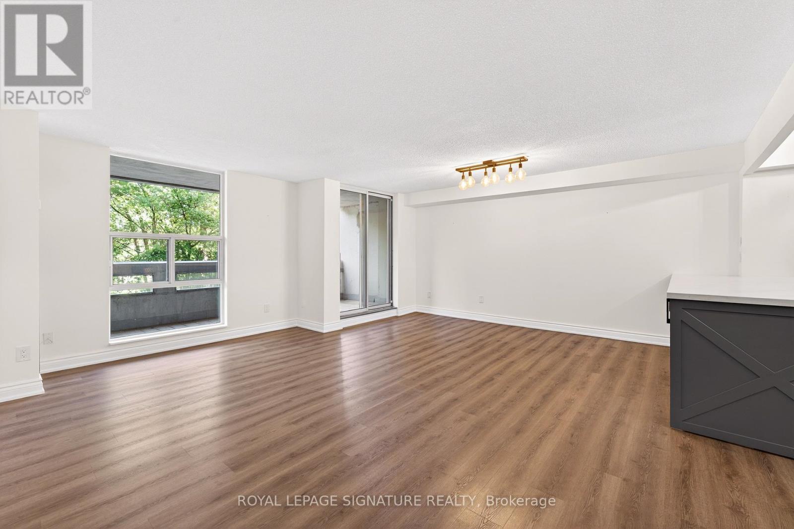 309 - 60 Inverlochy Boulevard, Markham (Royal Orchard), Ontario  L3T 4T7 - Photo 4 - N13211538