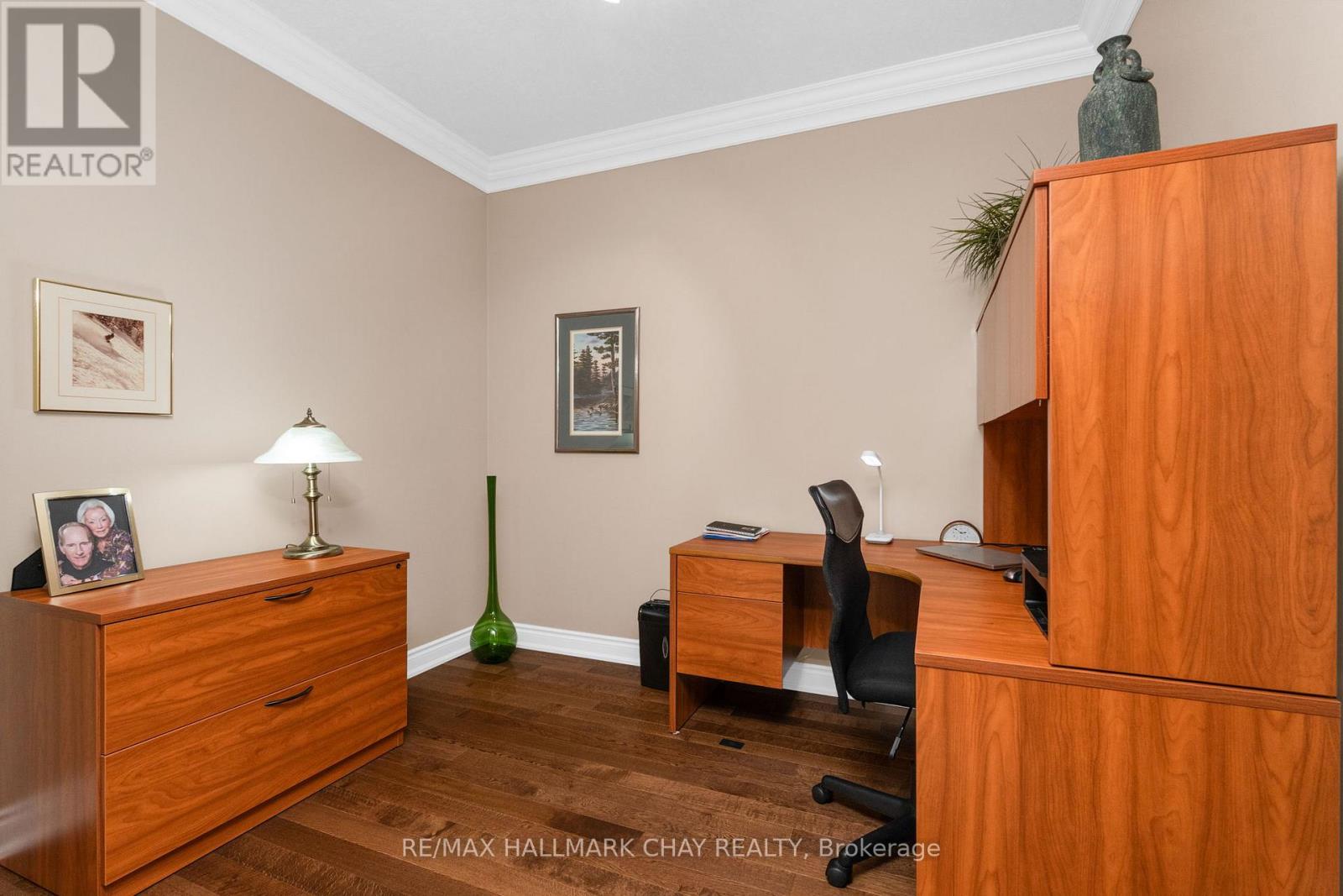 410 - 37 Ellen Street, Barrie (City Centre), Ontario  L4N 6G2 - Photo 7 - S13211472