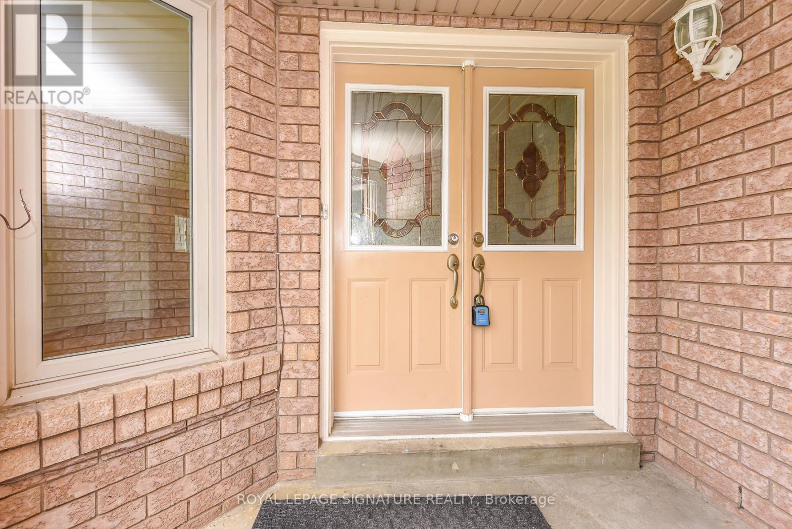 1307 Midgreen Lane, Mississauga, Ontario  L5V 2E6 - Photo 11 - W13211474