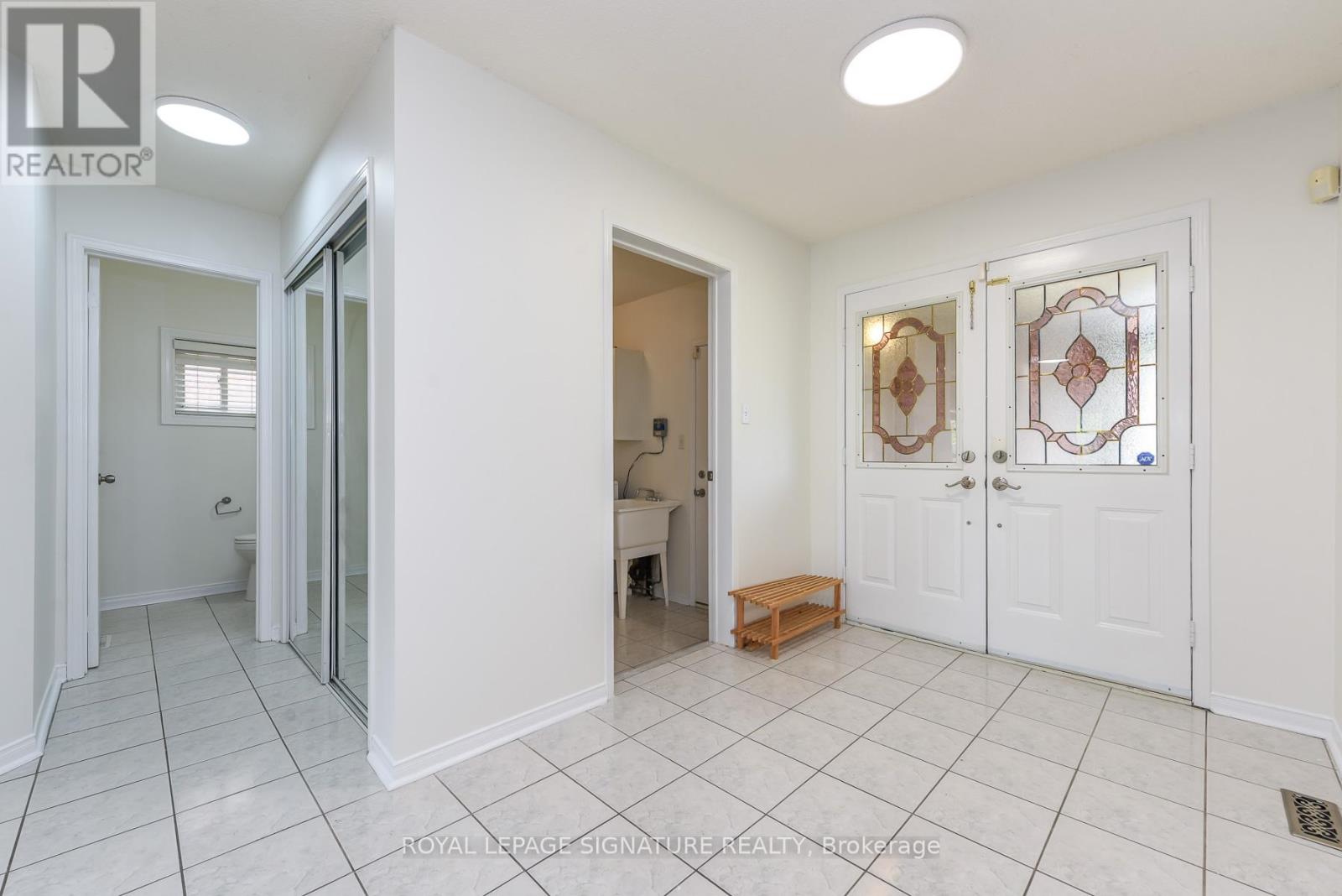 1307 Midgreen Lane, Mississauga, Ontario  L5V 2E6 - Photo 12 - W13211474