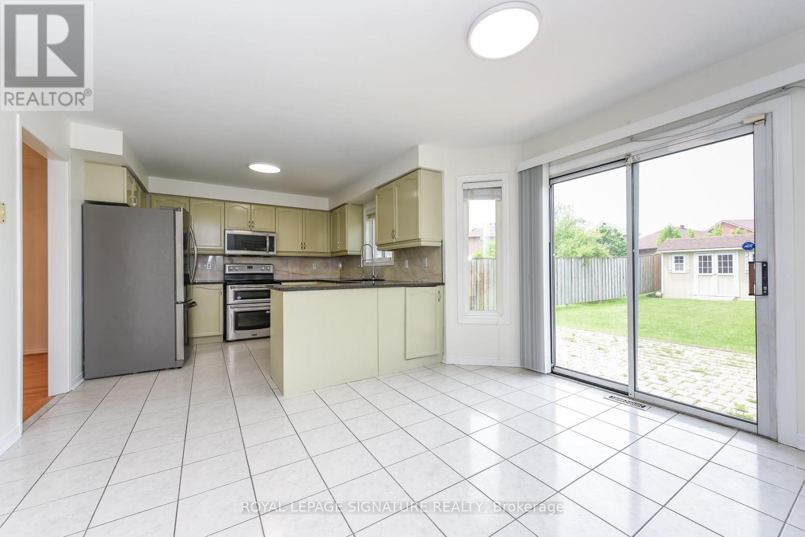 1307 Midgreen Lane, Mississauga, Ontario  L5V 2E6 - Photo 17 - W13211474