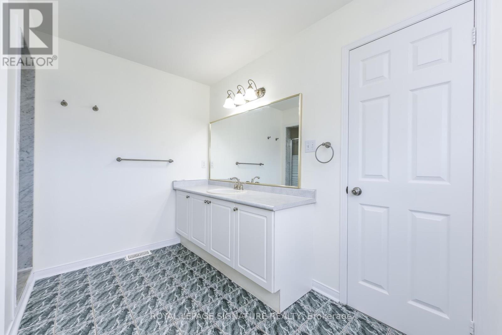 1307 Midgreen Lane, Mississauga, Ontario  L5V 2E6 - Photo 36 - W13211474