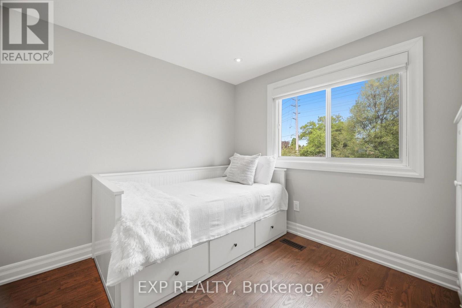 678 Green Meadow Crescent, Mississauga, Ontario  L5A 2V2 - Photo 22 - W13211502