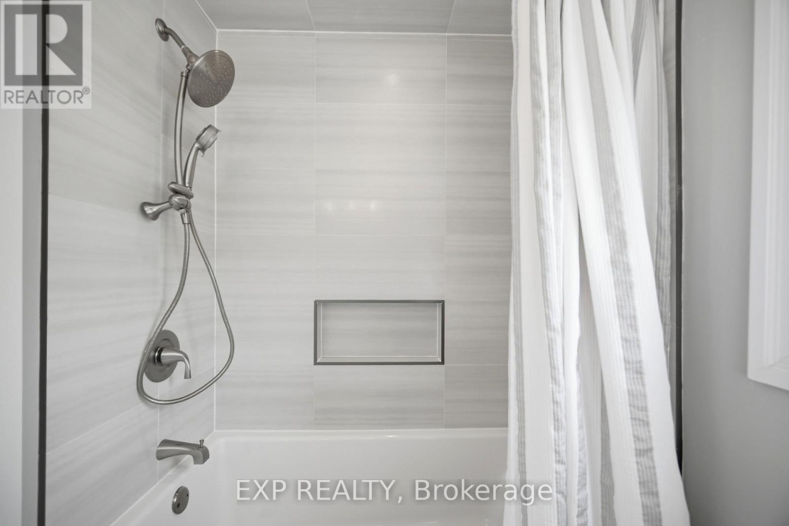 678 Green Meadow Crescent, Mississauga, Ontario  L5A 2V2 - Photo 27 - W13211502
