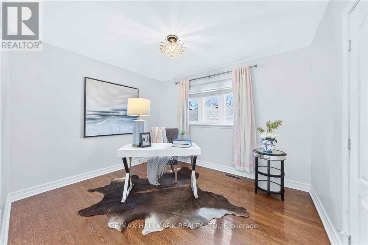 25 Fenley Drive, Toronto, Ontario  M9R 1M3 - Photo 11 - W13211522