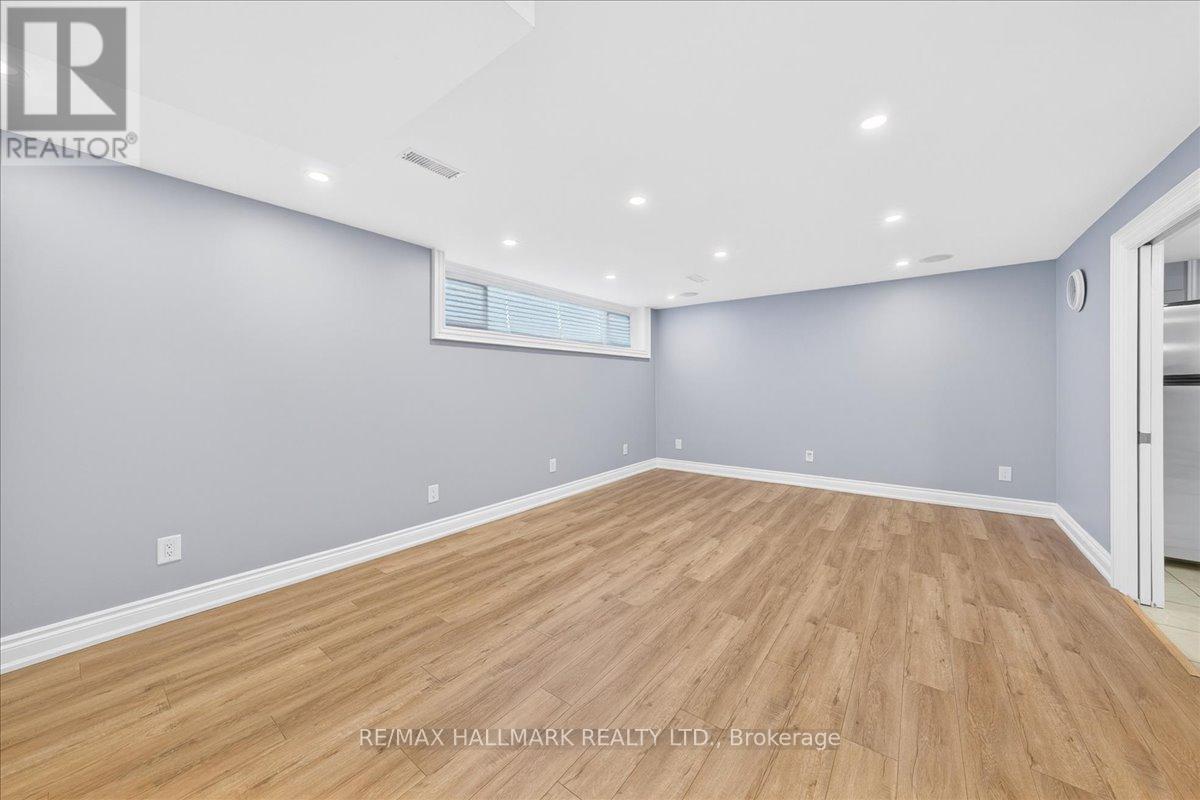 25 Fenley Drive, Toronto, Ontario  M9R 1M3 - Photo 17 - W13211522