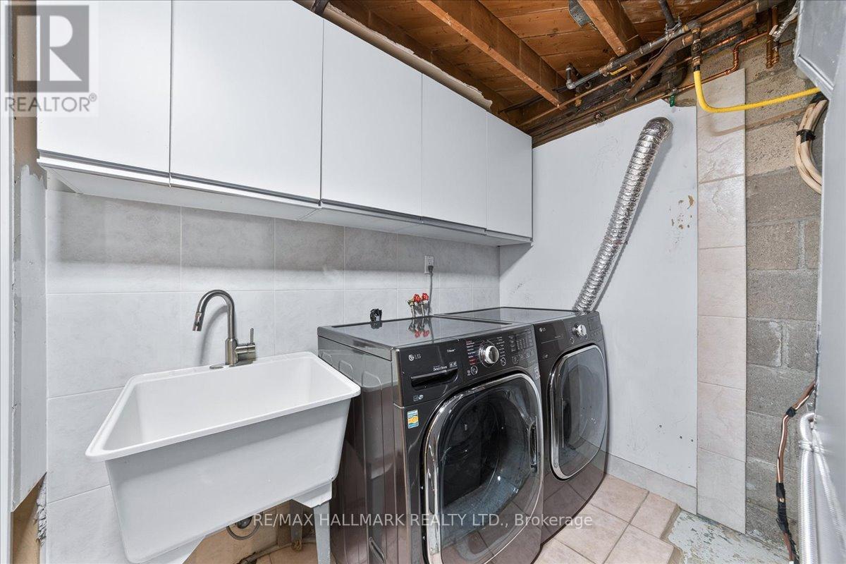 25 Fenley Drive, Toronto, Ontario  M9R 1M3 - Photo 19 - W13211522