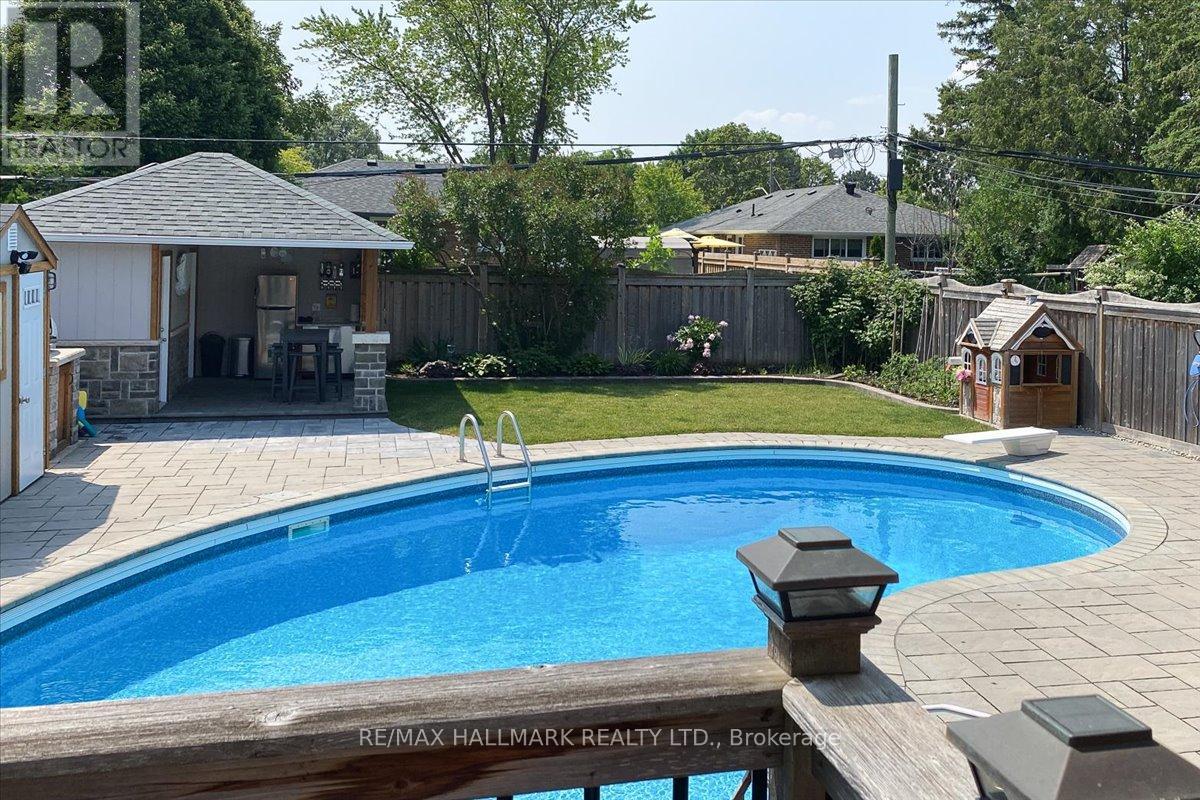 25 Fenley Drive, Toronto, Ontario  M9R 1M3 - Photo 20 - W13211522