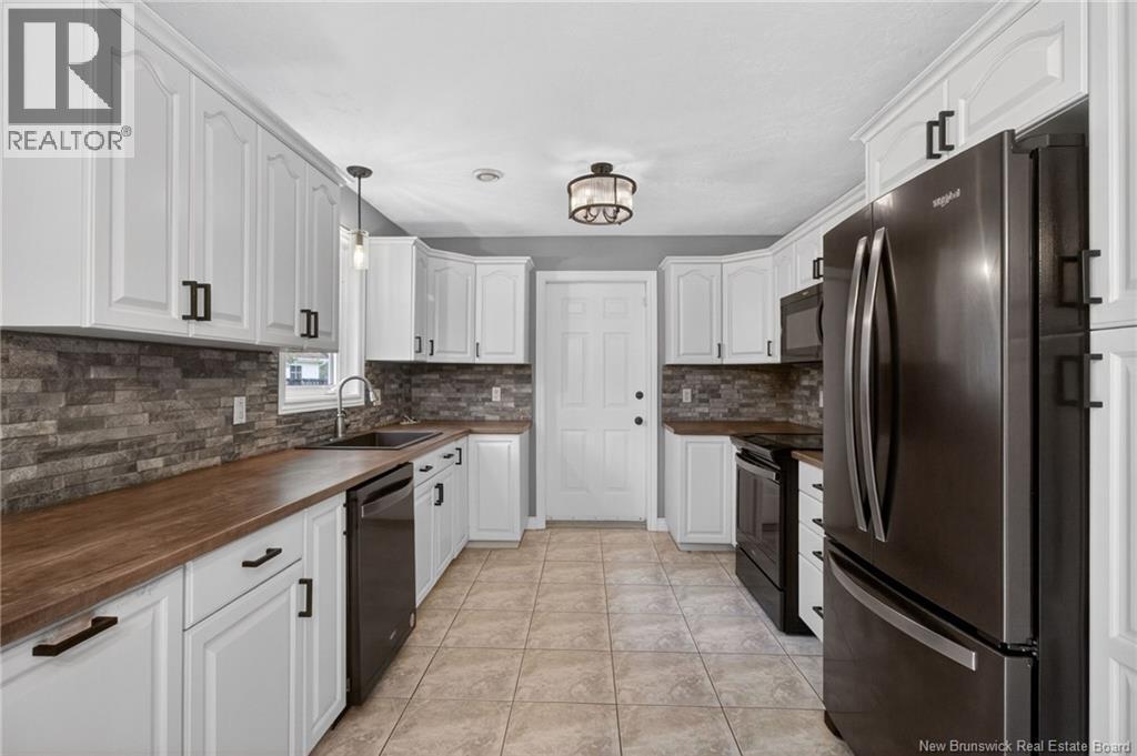 76 Cap Pele Court, Dieppe, New Brunswick  E1A 6Z2 - Photo 8 - NB140529