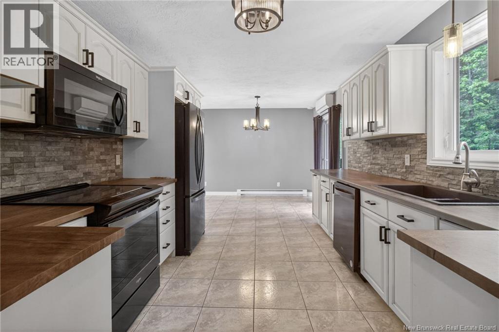 76 Cap Pele Court, Dieppe, New Brunswick  E1A 6Z2 - Photo 12 - NB140529
