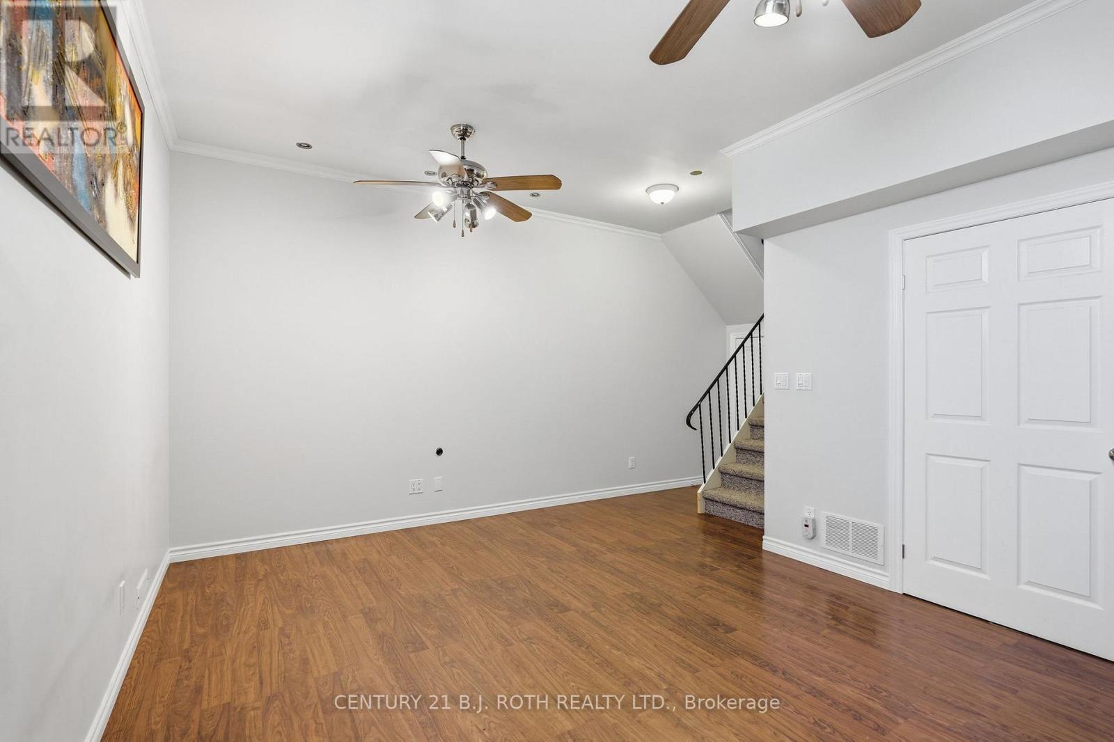 7 - 237 Steel Street, Barrie, Ontario  L4M 2H1 - Photo 32 - S13211274