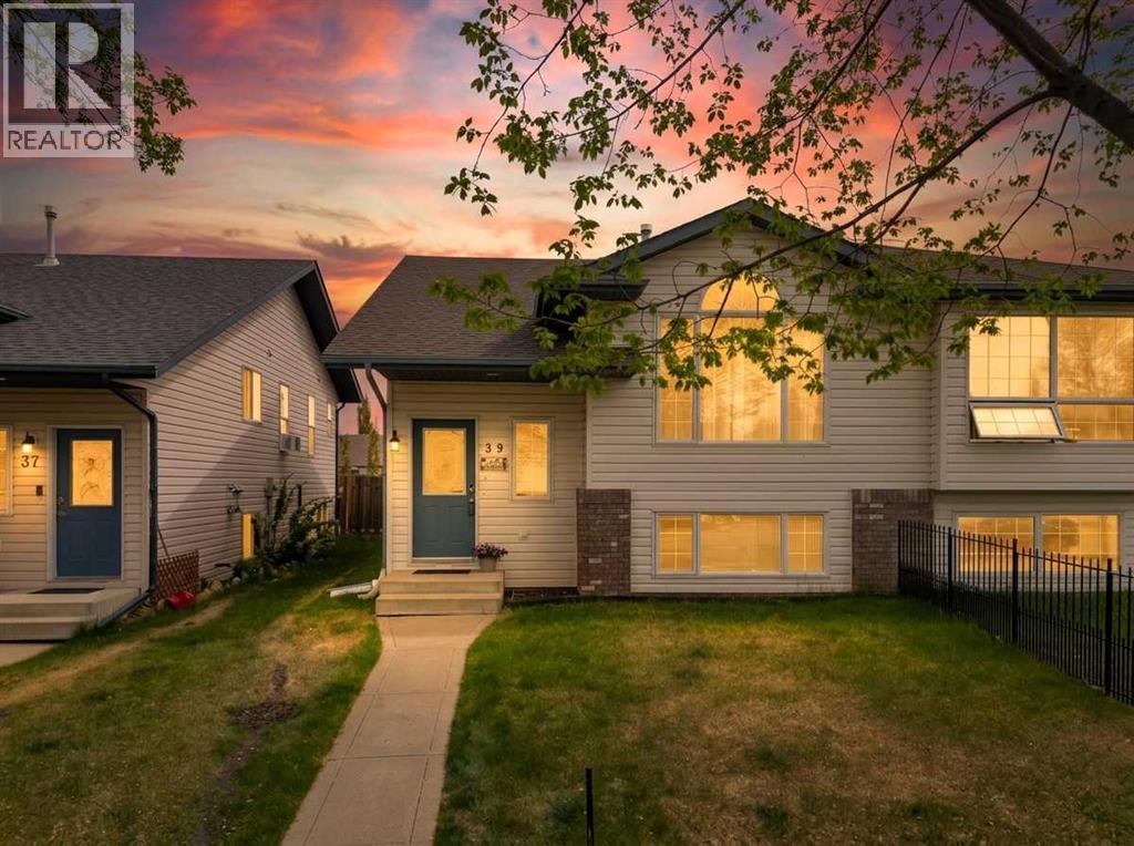39 Old Boomer Road, Sylvan Lake, Alberta  T4S 1Z1 - Photo 2 - A2314007