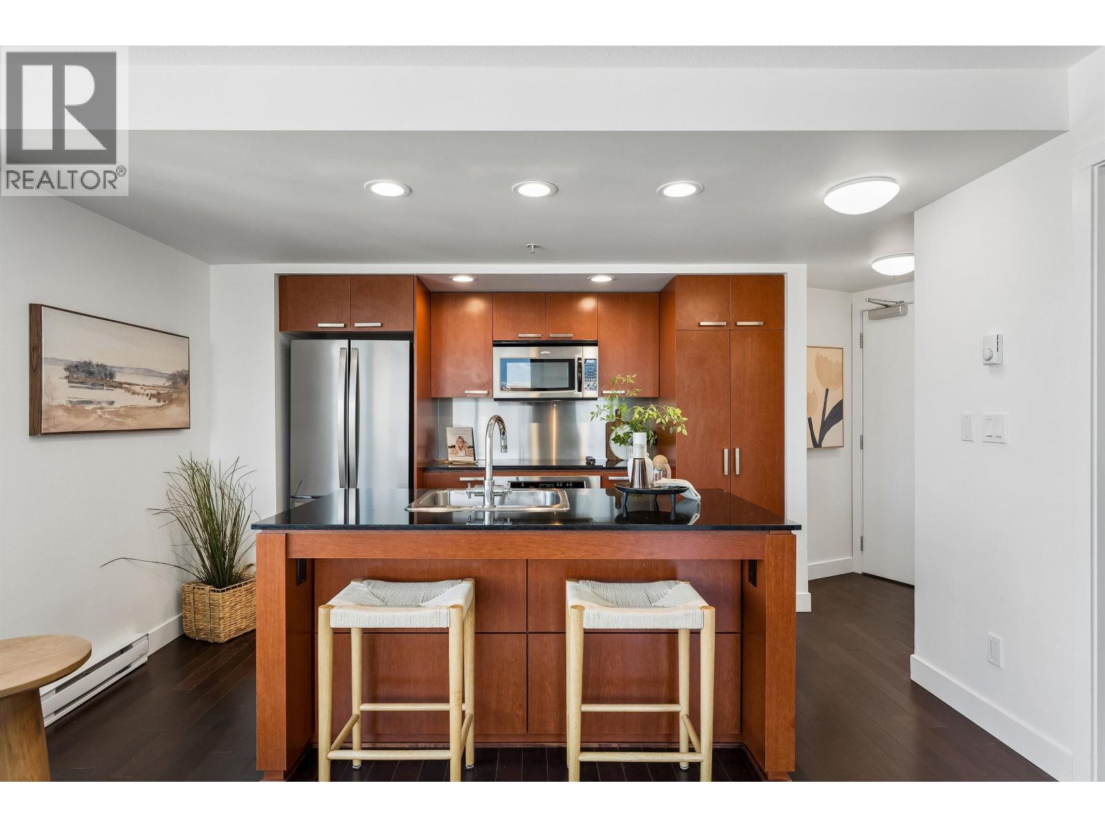 2305 1255 Seymour Street, Vancouver, British Columbia  V6B 0H1 - Photo 3 - R3129473
