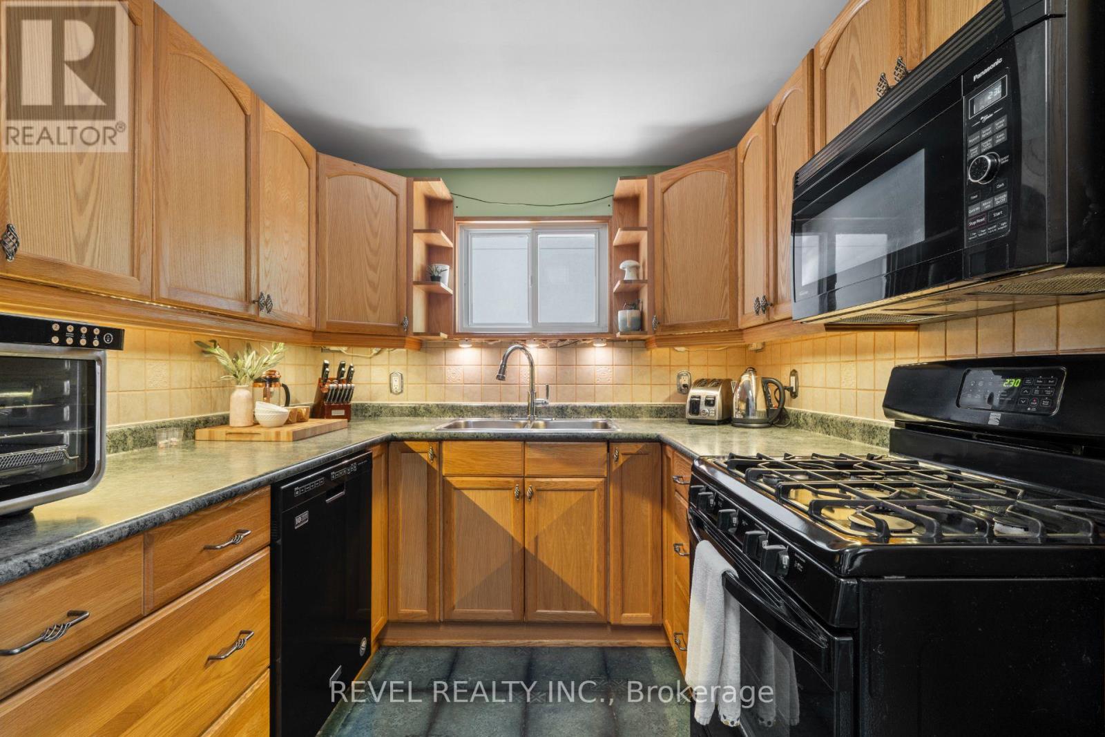 46 Menzie Avenue, Guelph, Ontario  N1E 5X9 - Photo 11 - X13211514