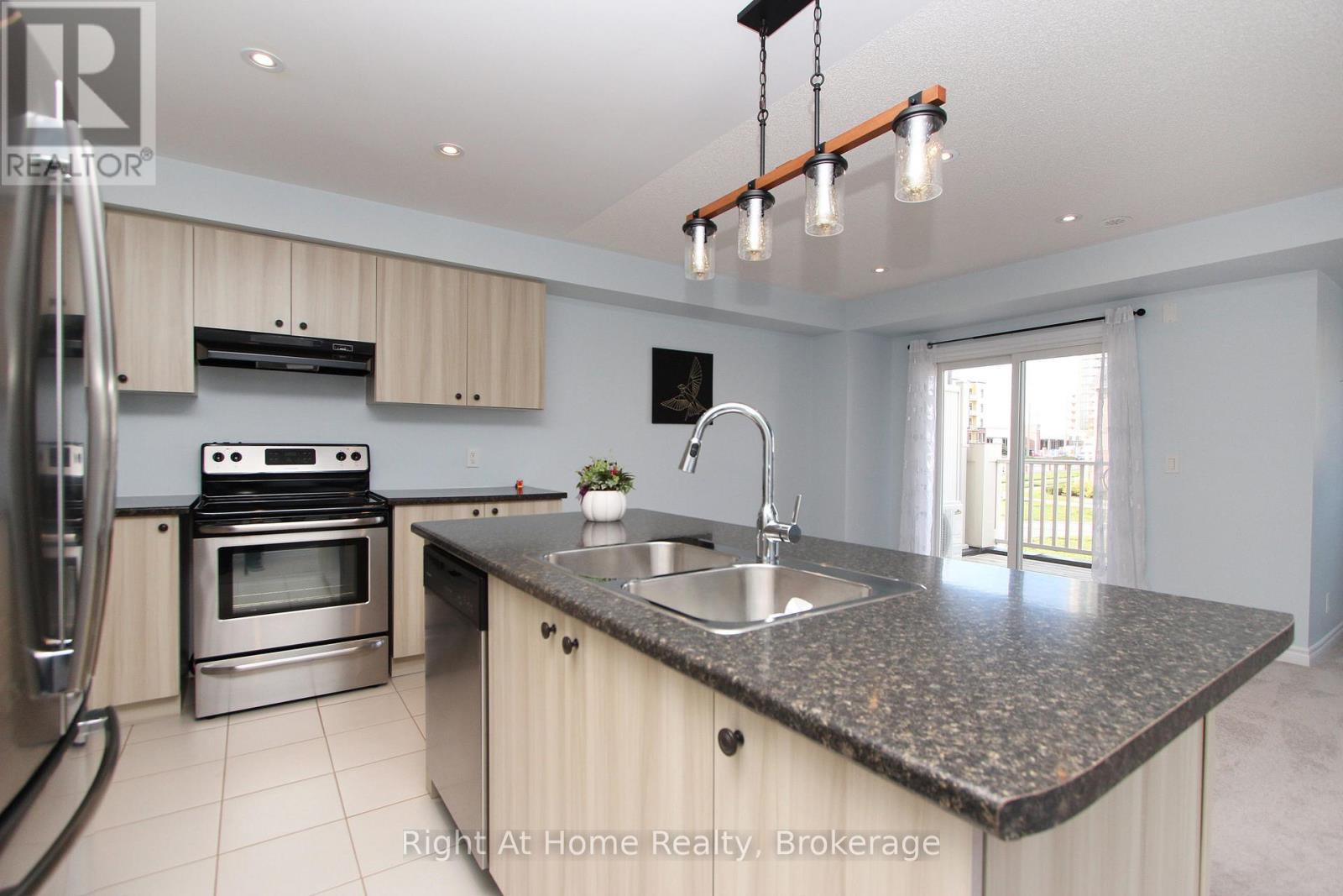 49 Far North Court, Oshawa, Ontario  L1L 0J5 - Photo 15 - E13211636