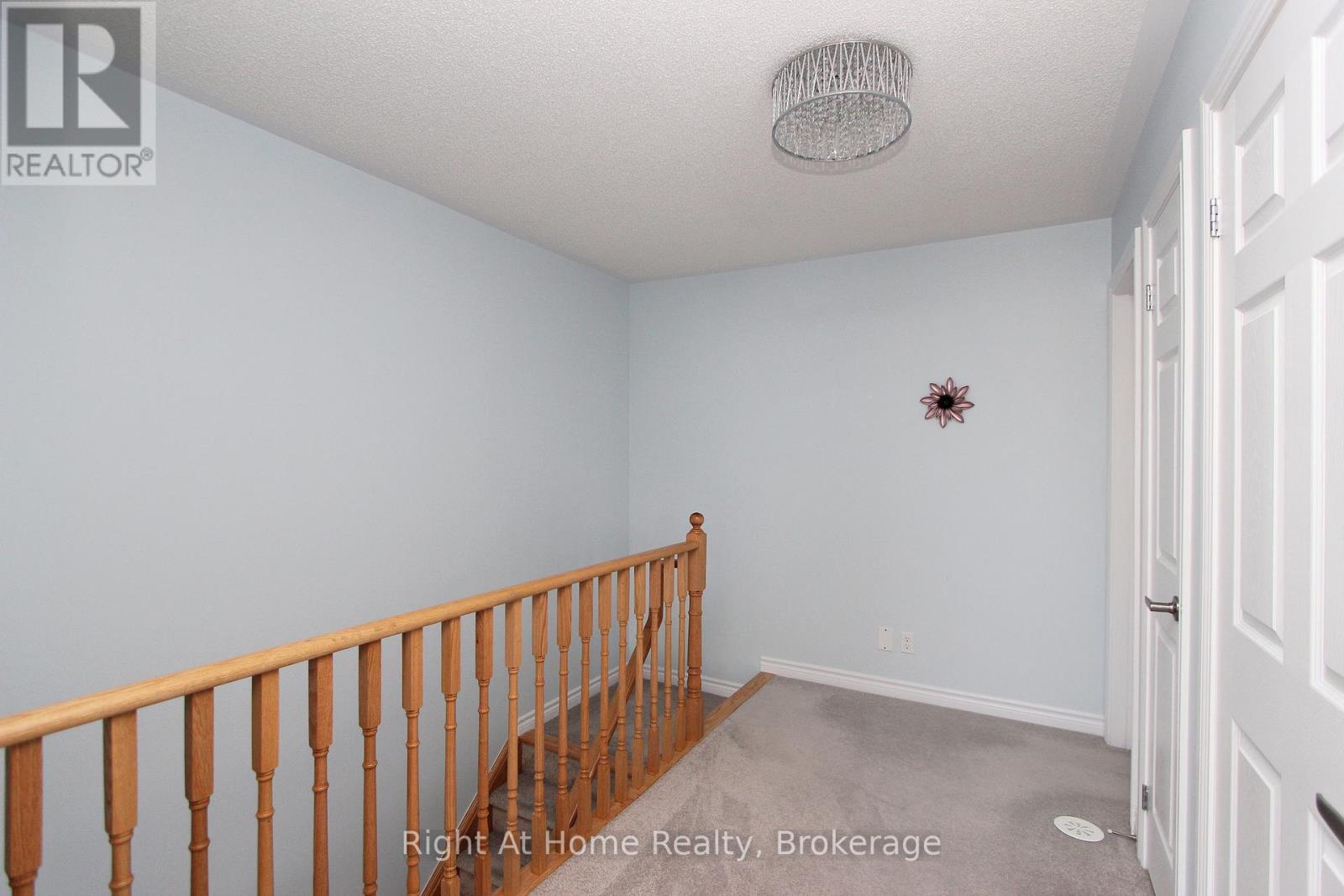 49 Far North Court, Oshawa, Ontario  L1L 0J5 - Photo 22 - E13211636