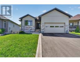 23 ADMIRAL'S COURT, Loyalist, Ontario