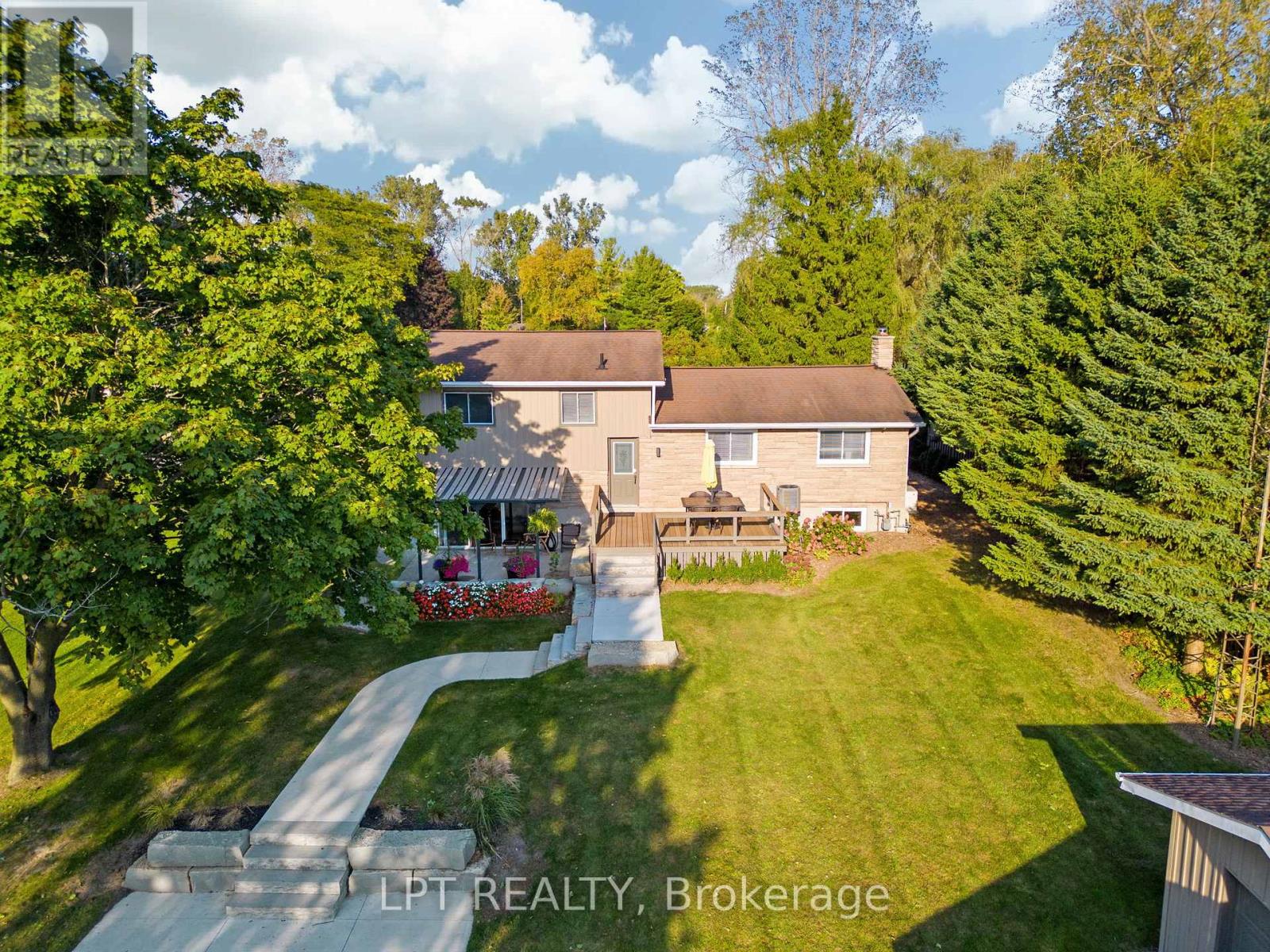 9952 Prince Phillip Street, Lambton Shores, Ontario  N0M 2N0 - Photo 3 - X13211596