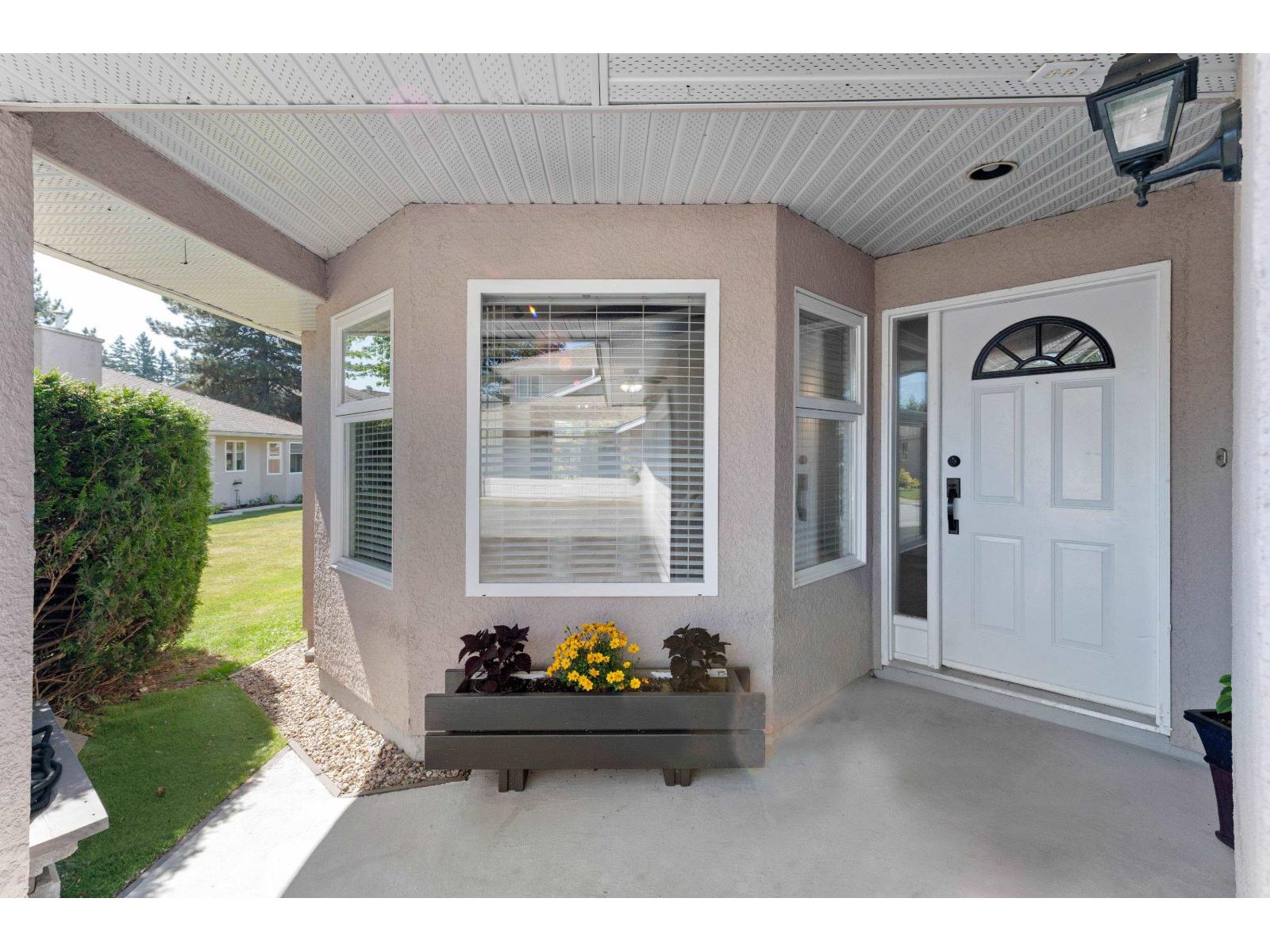 178 15501 89a Avenue, Surrey, British Columbia  V3R 0Z5 - Photo 3 - R3127262