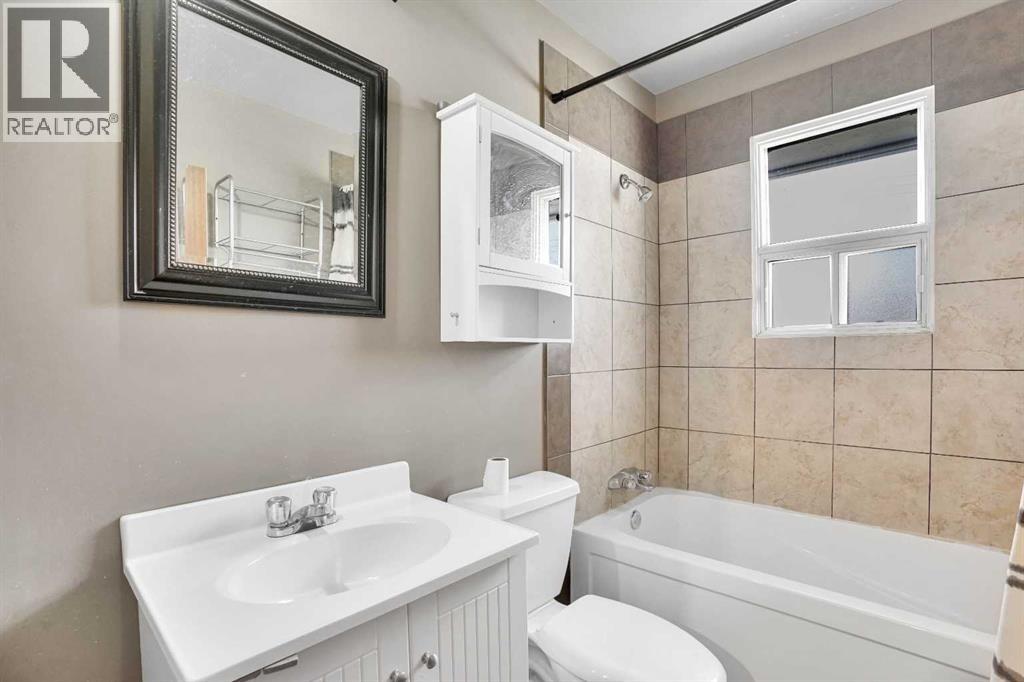8316 43 Avenue Nw, Calgary, Alberta  T3B 1X9 - Photo 22 - A2308433