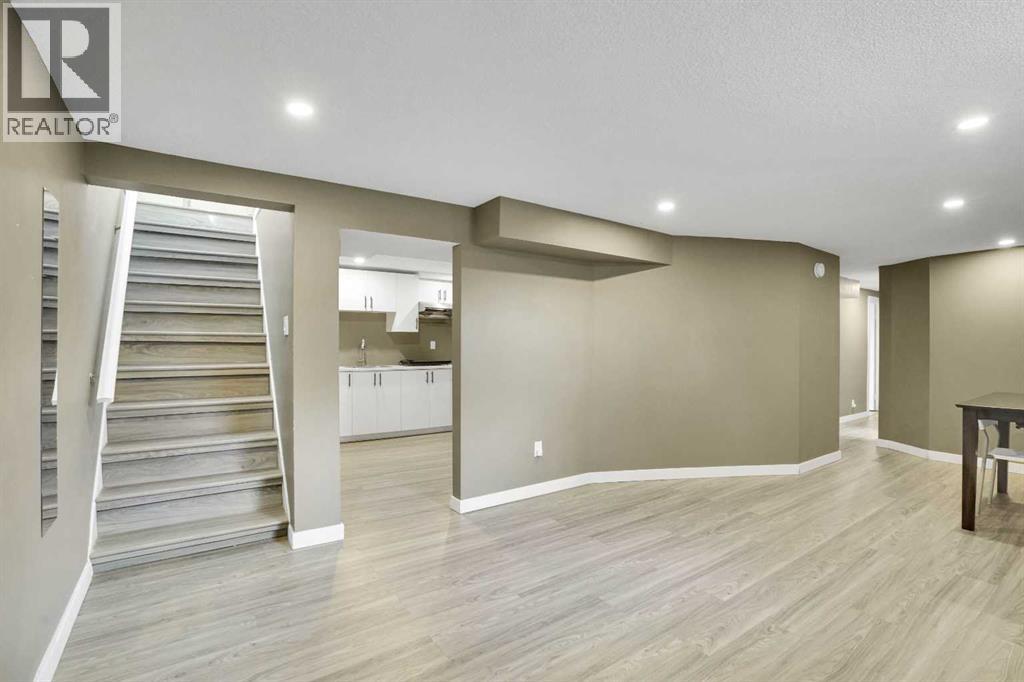 8316 43 Avenue Nw, Calgary, Alberta  T3B 1X9 - Photo 24 - A2308433