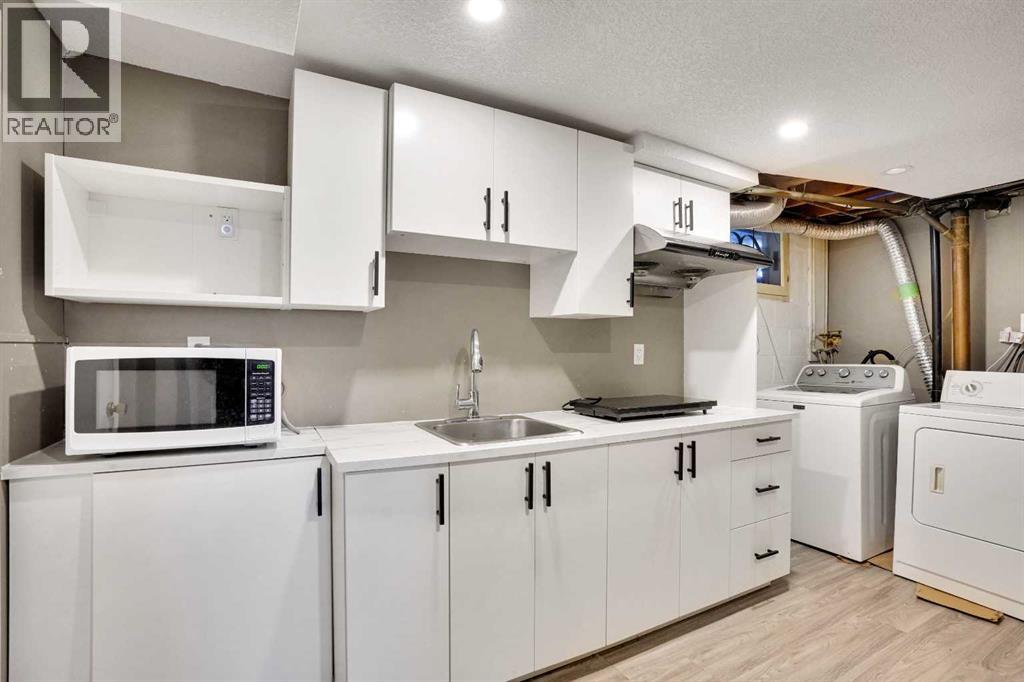 8316 43 Avenue Nw, Calgary, Alberta  T3B 1X9 - Photo 26 - A2308433
