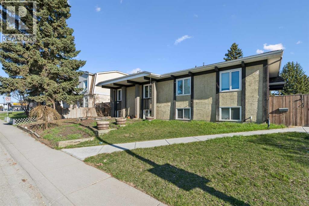 11175 Sacramento Drive Sw, Calgary, Alberta  T2W 0J6 - Photo 1 - A2315072