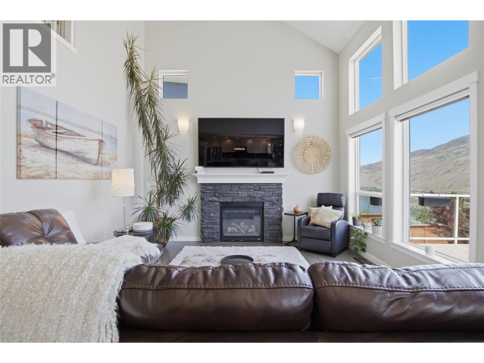 1014 Saddleback Court, Kamloops, British Columbia  V2B 0B9 - Photo 7 - 10389179