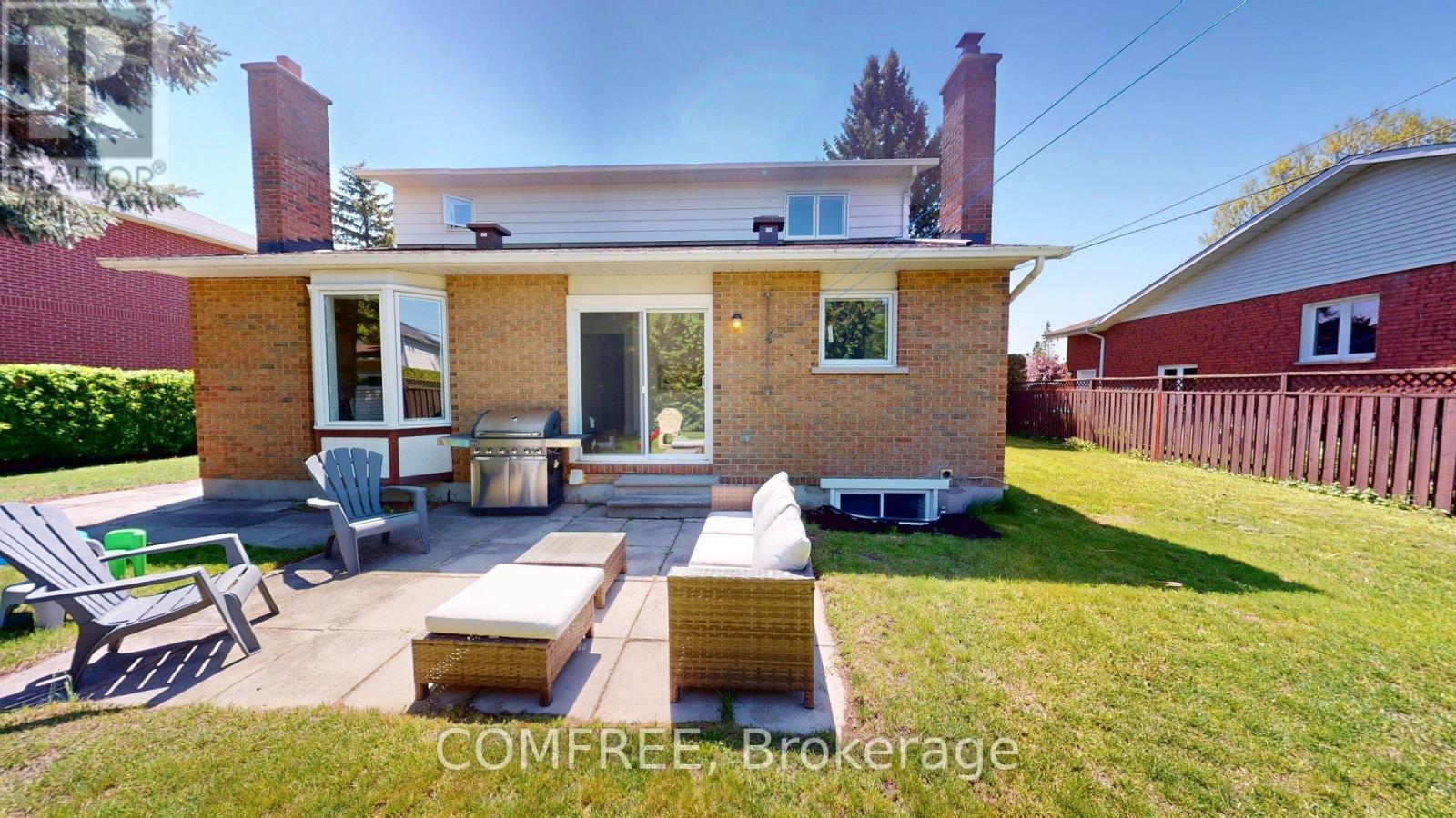 1357 Emerald Gate Avenue, Ottawa, Ontario  K1T 1C6 - Photo 2 - X13211594