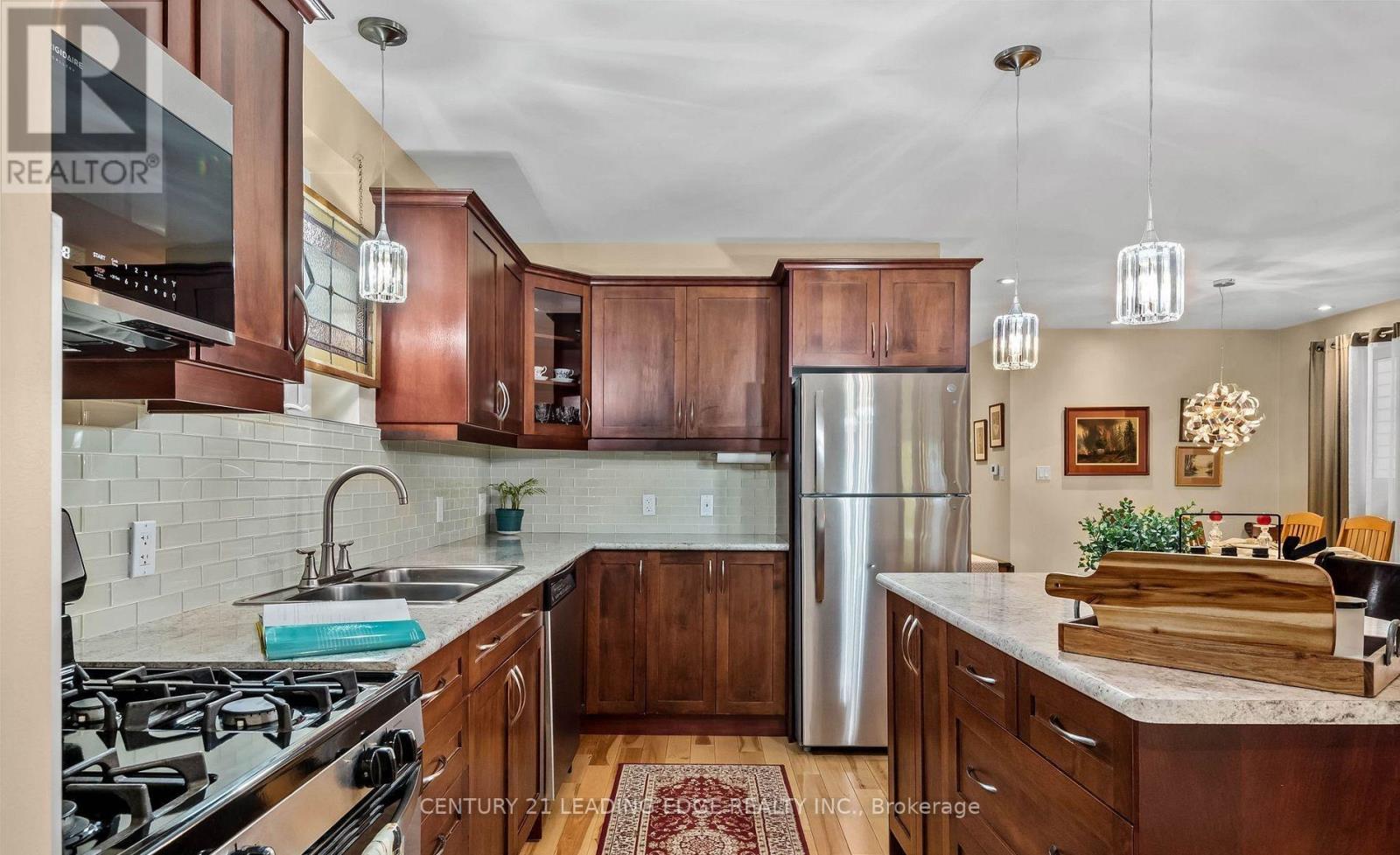 177 Fallingbrook Road, Toronto, Ontario  M1N 2V3 - Photo 5 - E13211548