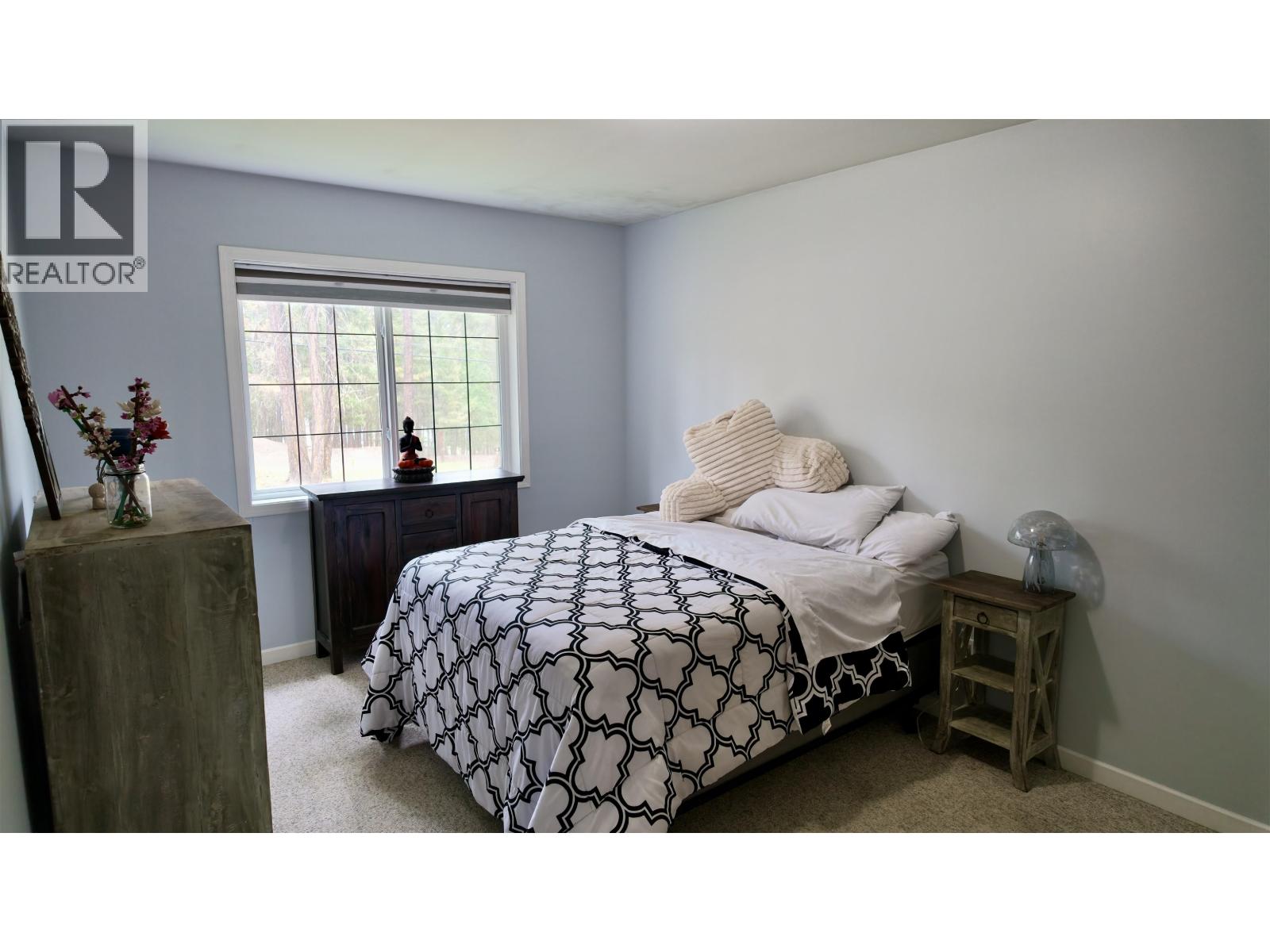 4838 Kitwanga Drive, 108 Mile Ranch, British Columbia  V0K 2Z0 - Photo 11 - R3129318