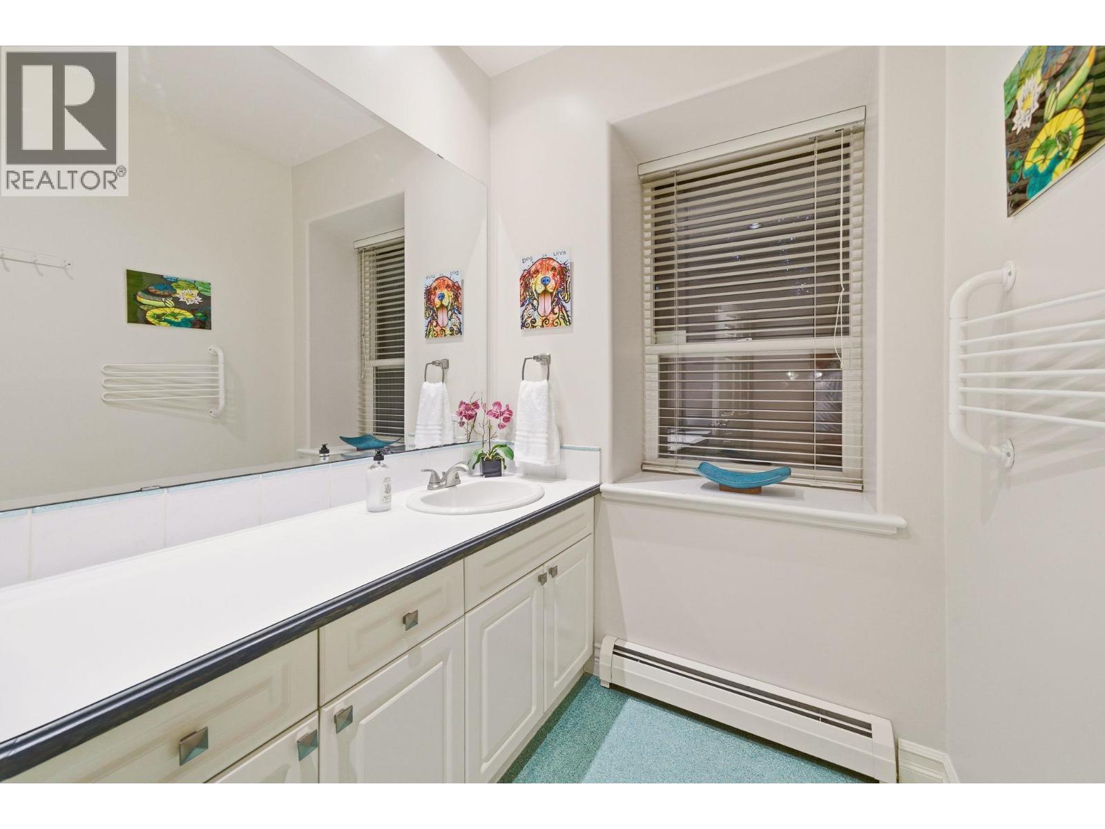 4383 Cove Cliff Road, North Vancouver, British Columbia  V7G 1Z3 - Photo 12 - R3129077