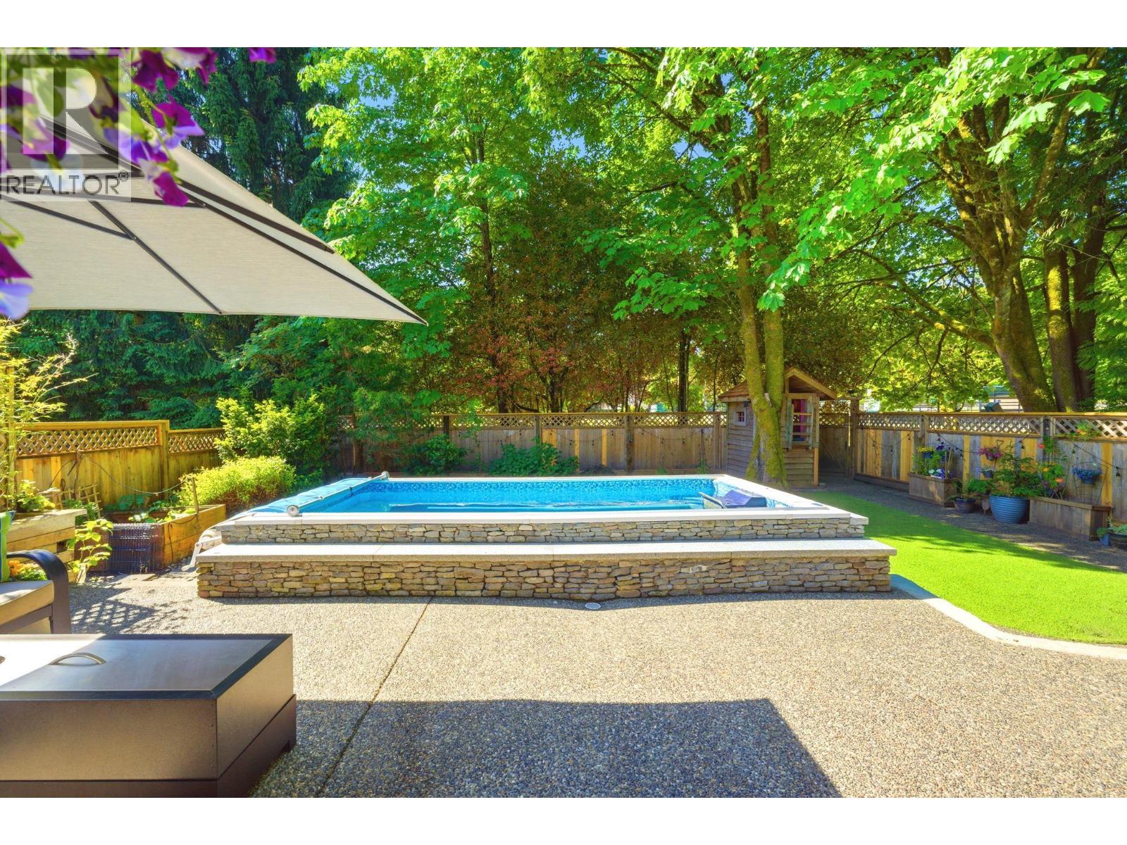 4383 Cove Cliff Road, North Vancouver, British Columbia  V7G 1Z3 - Photo 28 - R3129077