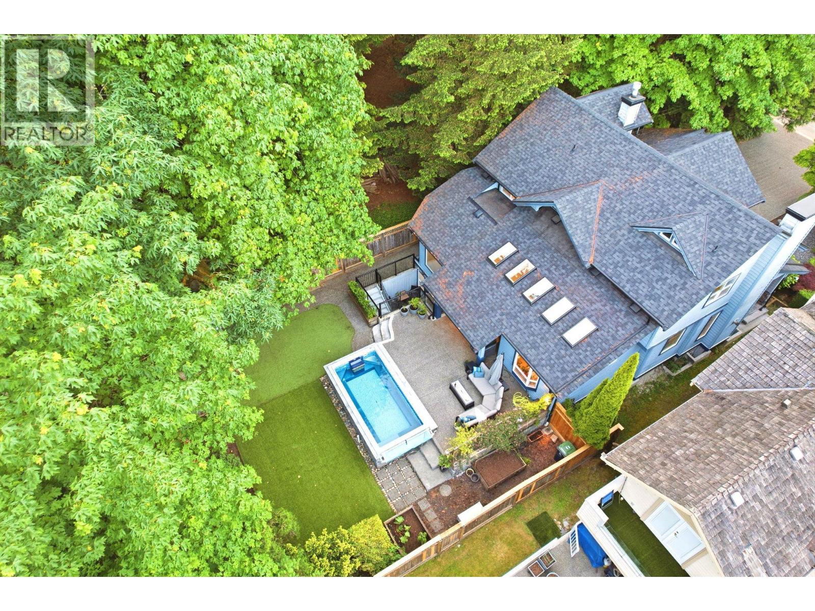 4383 Cove Cliff Road, North Vancouver, British Columbia  V7G 1Z3 - Photo 35 - R3129077