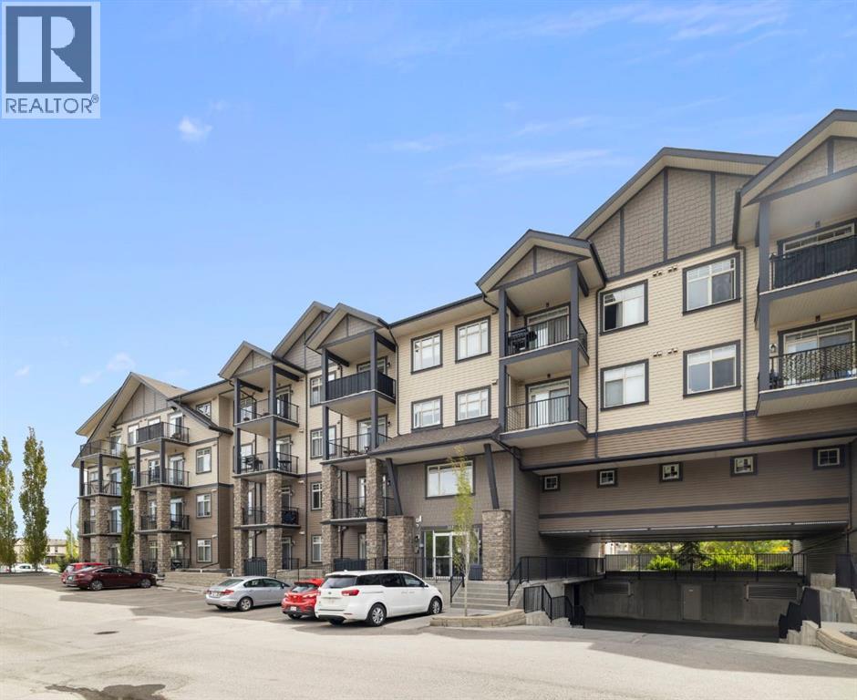 107, 117 Copperpond Common Se, Calgary, Alberta  T2Z 5E2 - Photo 3 - A2314769
