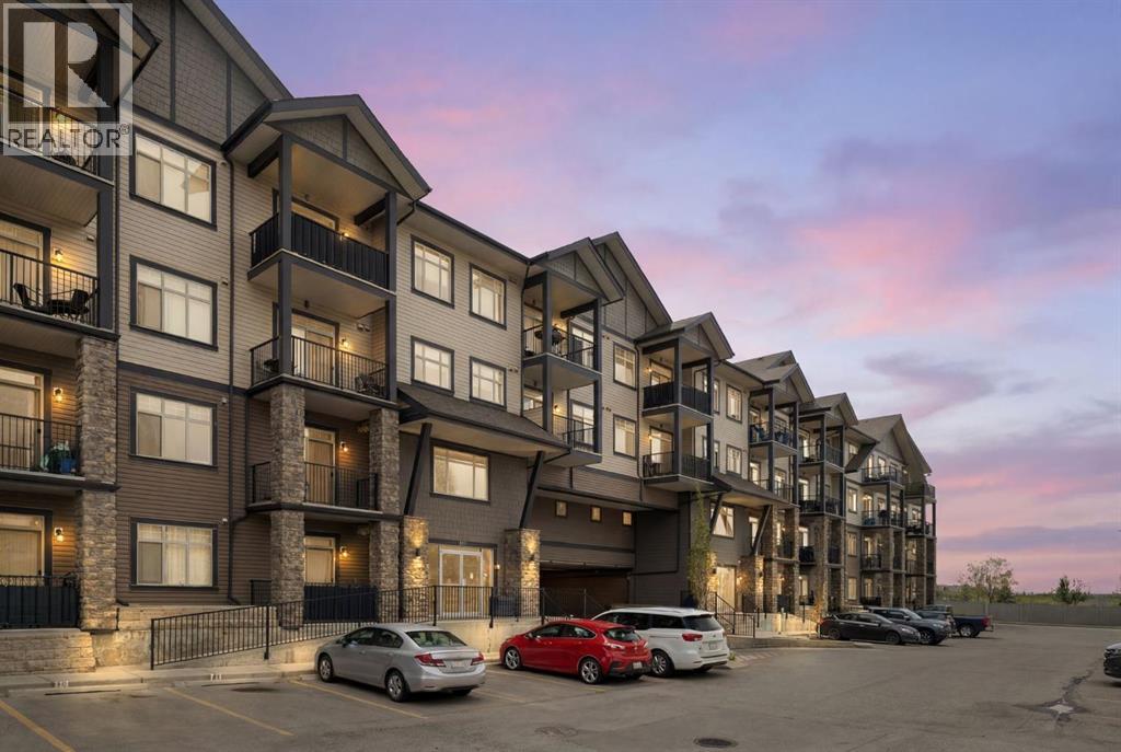 107, 117 Copperpond Common Se, Calgary, Alberta  T2Z 5E2 - Photo 2 - A2314769