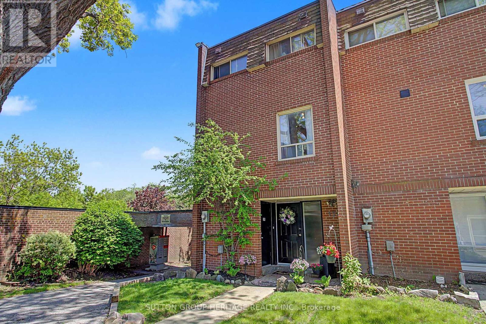 16 - 124 WALES AVENUE, Markham, Ontario