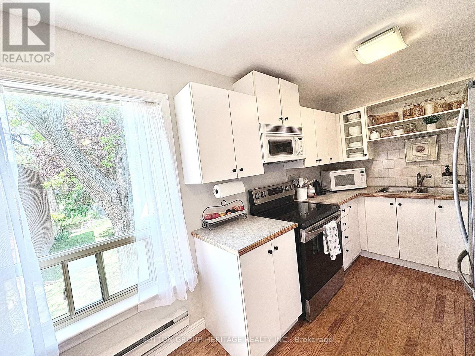 16 - 124 Wales Avenue, Markham, Ontario  L3P 3K2 - Photo 3 - N13211562