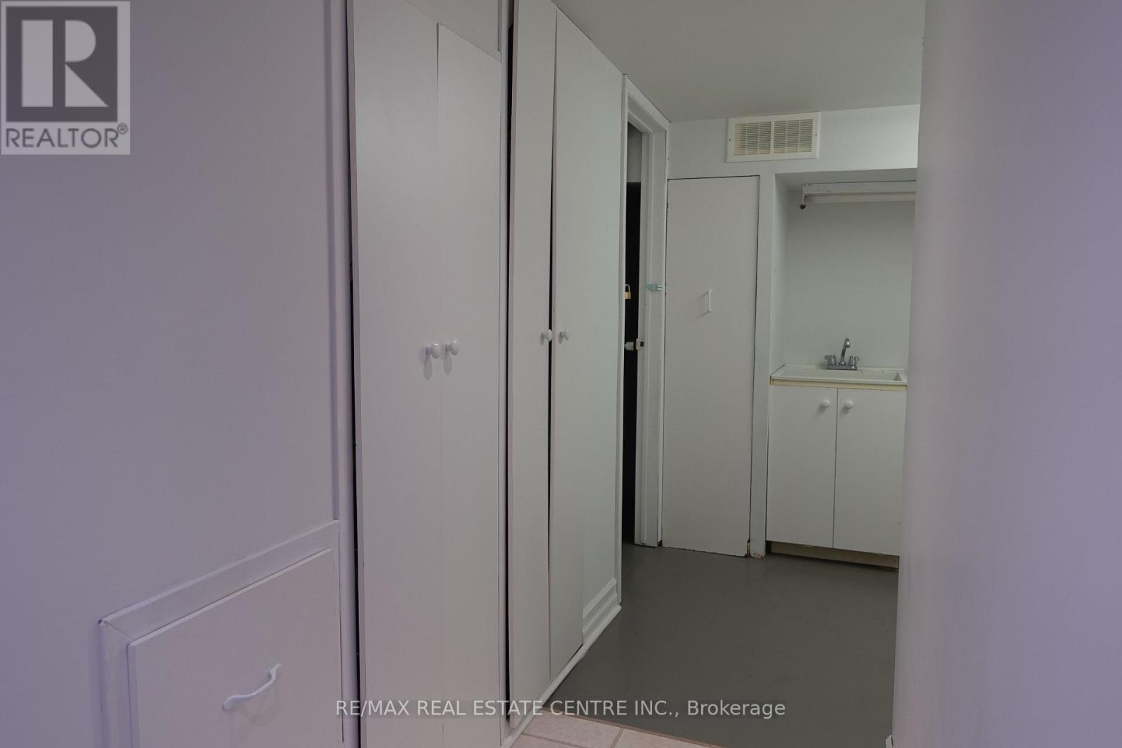 21 Maitland Drive, Barrie (Grove East), Ontario  L4M 5W1 - Photo 36 - S13211656
